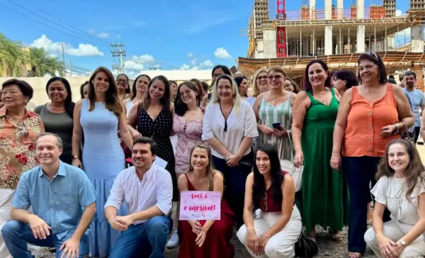 Deputado Vinicius Camarinha e dra. Paloma Libânio vistoriam obra do novo Hospital da Criança e da Mulher