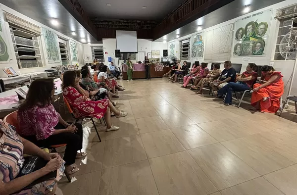 Desvendando a mente feminina: Reflexões e conexões na 2ª Roda de Conversa da Biblioteca Municipal de Vera Cruz