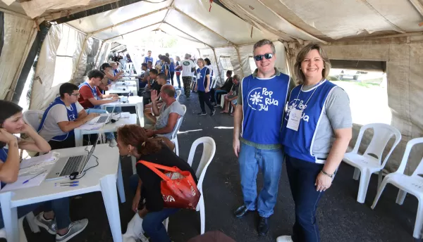 Ação social da Unimar leva cuidados em saúde e bem-estar ao “Pop Rua Jud” em Marília