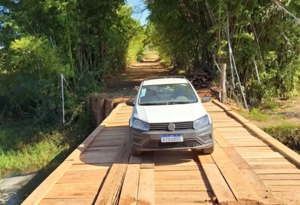 Prefeitura de Pompeia conclui melhorias na ponte do Córrego da Jacutinga e acesso está liberado