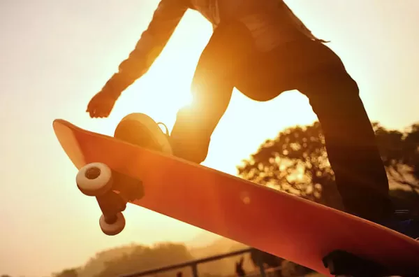Quer aprender a andar de skate? Marília oferece curso gratuito nestas férias!