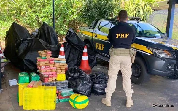 Rapaz é preso pela PRF em Marília com mais de 250 quilos de maconha e carro furtado