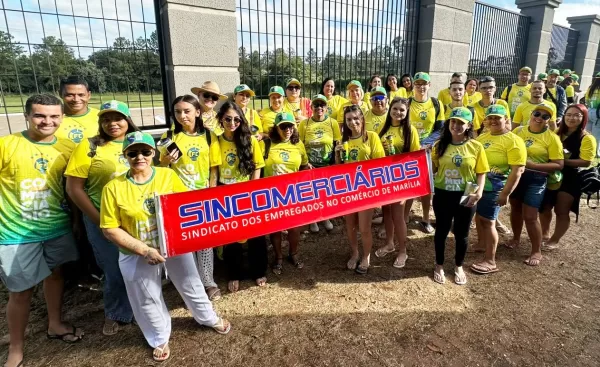 Comerciários de Marília participam de festa do Dia do Trabalhador