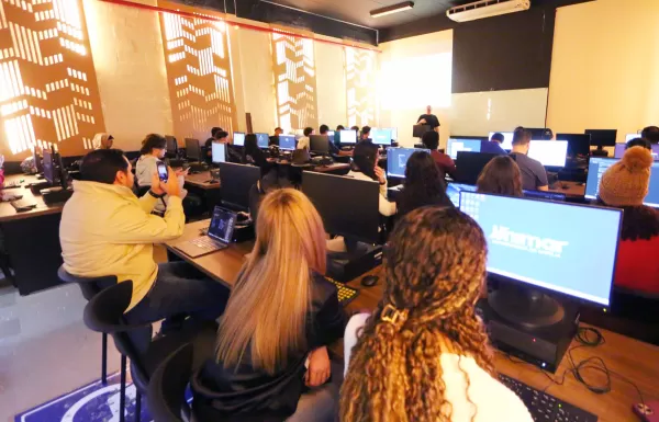 Unimar amplia oferta na área de TI com curso de Cibersegurança e Infraestrutura de Redes