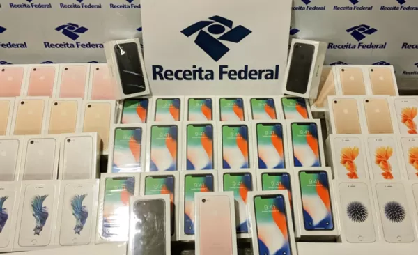 Leilão da Receita Federal terá iPhones, notebooks e carros em lotes a partir de R$ 700