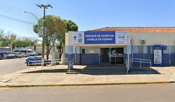 Jovem tenta matar o próprio irmão a facada e depois vai até posto de saúde contar o que fez