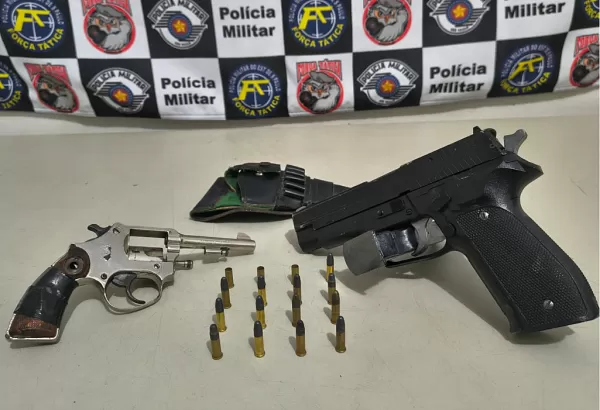 Idoso tenta vender arma em bar e acaba preso em Marília