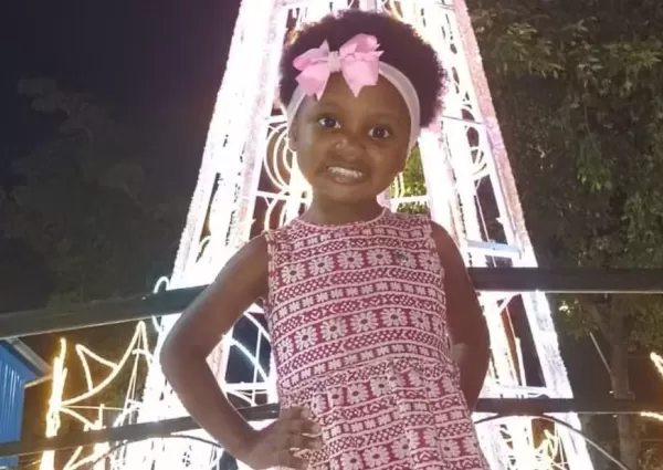 Menina de 3 anos é espancada e morta pelo padrasto porque não queria tomar banho 