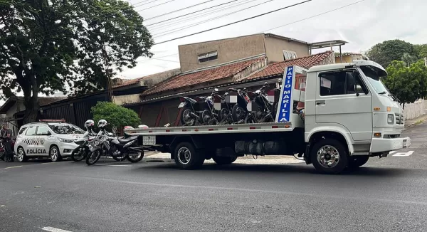 Fim de ano sem barulheira! Operação da PM apreende motos em Marília e região
