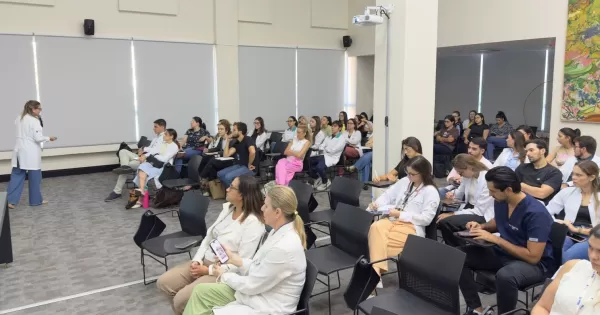 HBU promove atualização mensal para fortalecer a excelência clínica e a formação de residentes