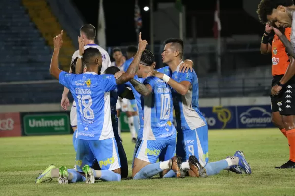 MAC mantém 100% de invencibilidade em casa e reassume liderança na série A-3