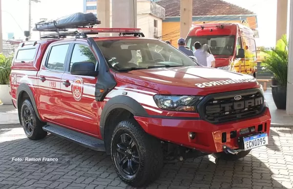 Bombeiros salvam mulher que estava sendo agredida em Marília