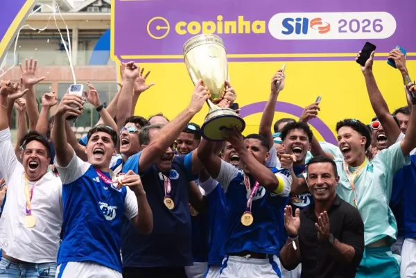 Copinha: São Paulo luta até o fim, mas Cruzeiro vence e é campeão