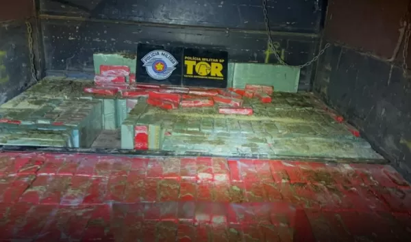 Polícia Rodoviária faz mais uma apreensão drogas