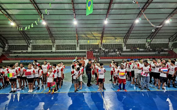 Copa do Mundo SESI Esporte em Quintana reúne crianças e adolescentes e proporciona momentos inesquecíveis 