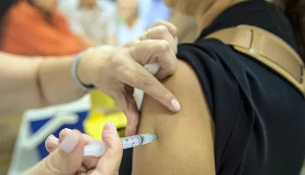 Governo intensifica vacinação contra sarampo e febre amarela em todo o Estado