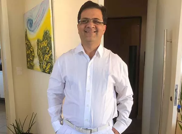 Marília se despede do médico e cirurgião-dentista Carlos Renato Aur