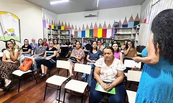Echaporã e Oscar Bressane participam de implementação de projeto nacional sobre educação