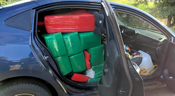 Carro com mais de 800 quilos de droga é apreendido pela Polícia Rodoviária