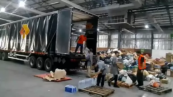 PRF de Marília entrega 16 toneladas doações às vítimas das enchentes no Rio Grande do Sul