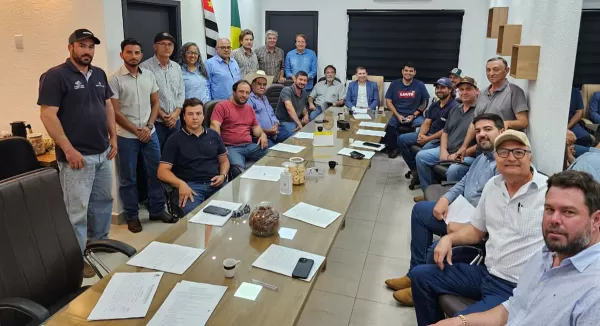 Quintana: prefeito Fernando Itapuã e produtores unem forças para transformar o amendoim em commodity brasileira