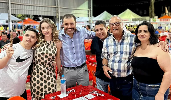 João Pinheiro destaca importância da APAE para a população de Marília e região