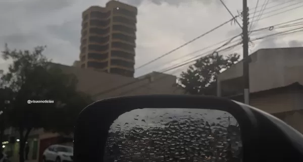Após muito calor, Marília termina o dia com chuva forte