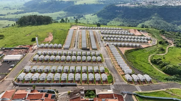 Governo do Estado entrega 242 moradias na região de Marília