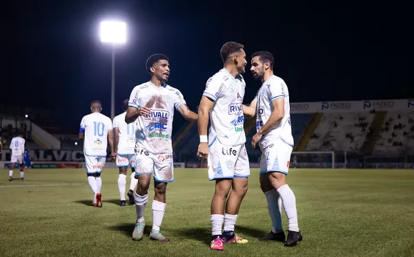 Rio Branco x MAC: confronto dos opostos, neste sábado