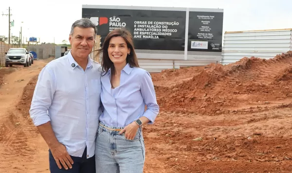 Investindo em saúde: deputados Dani Alonso e Capitão Augusto visitam obras do AME em Marília