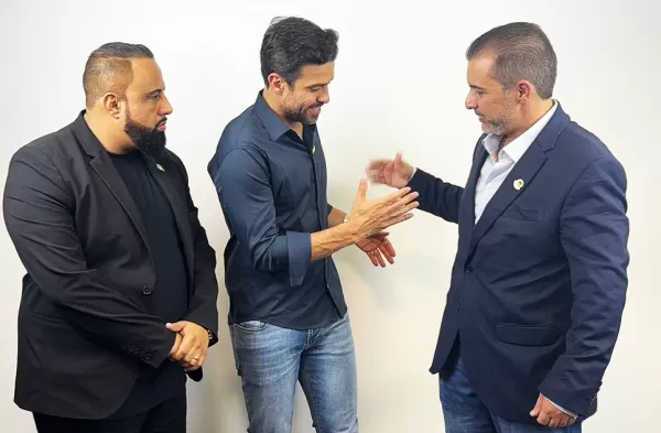 João Pinheiro se reúne com Pablo Marçal e tem apoio à sua pré-candidatura a prefeito de Marília