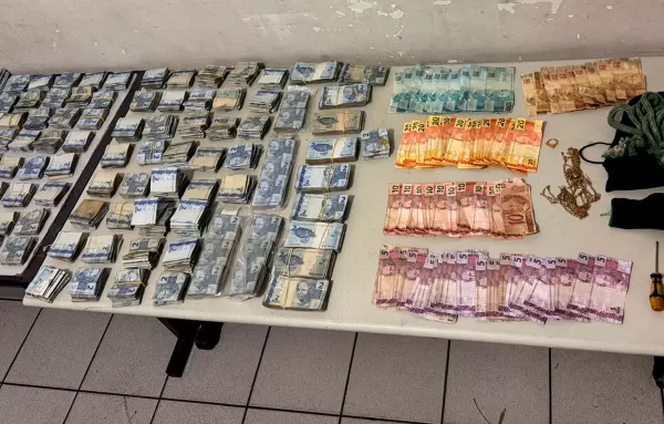 Homem é preso logo após invadir e furtar mais de R$ 16 mil de supermercado em Marília