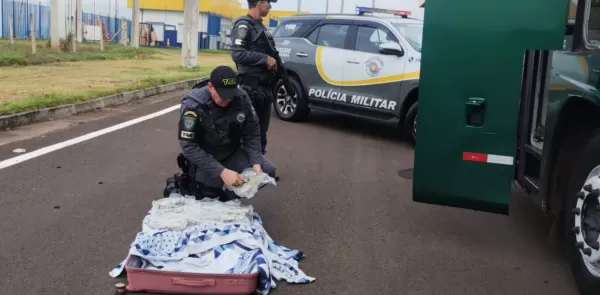 Estudante boliviana é presa pela Polícia Rodoviária com mais de 16 quilos de skunk em Marília