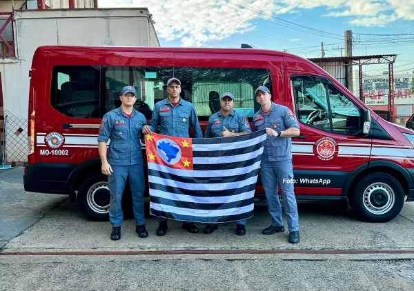 Equipe dos Bombeiros de Marília segue para missão de salvamento no Rio Grande do Sul