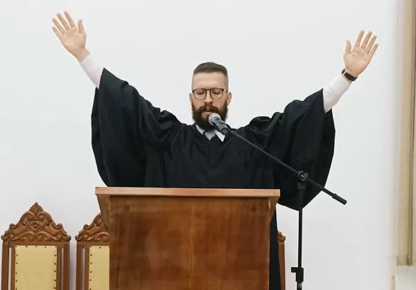Igreja presta últimas homenagens ao pastor Eduardo Reichert, falecido em Marília