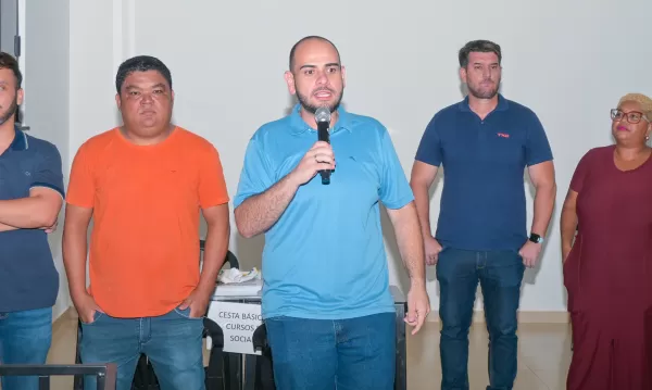 Prefeitura de Pompeia inicia programa “Prefeitura no Bairro” com grande participação no Provence