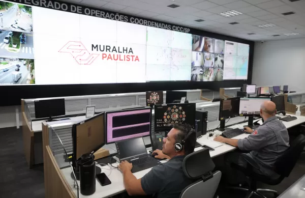 Com inteligência e tecnologia, São Paulo reduz roubos ao menor nível da história e registra a taxa de homicídios mais baixa do país