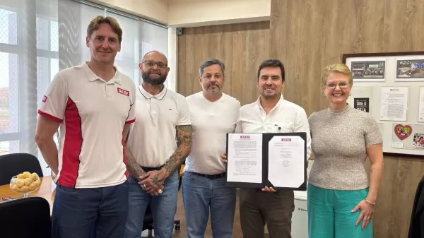 Esportes: Prefeitura e SESI Marília assinam convênio de cooperação técnica