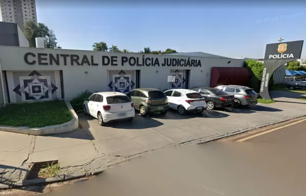 Polícia Militar resgata crianças abandonadas e trancadas dentro de casa