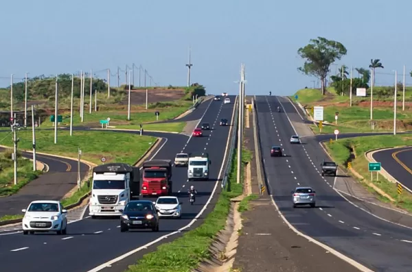 MPF cobra obras urgentes em mais um trecho da BR-153 e mira concessão da rodovia 
