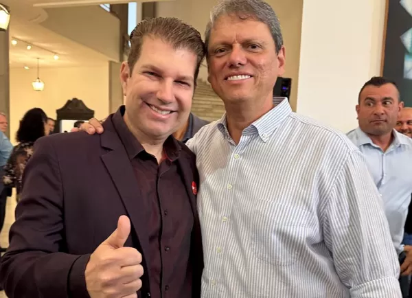 Prefeito Fernando Itapuã garante novos investimentos para a Educação de Quintana em reunião com o Governo do Estado