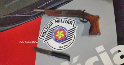 Briga entre irmãos acaba em apreensão de faca e cartucheira