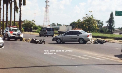 Acidente no campus fere motociclistas