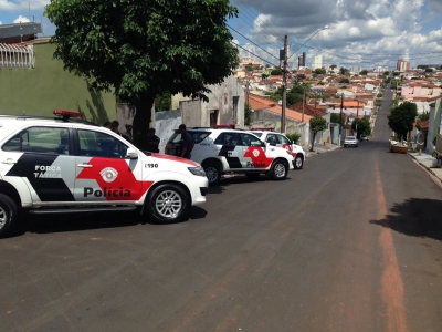 "Luquinhas" é preso com arma no Alto Cafezal