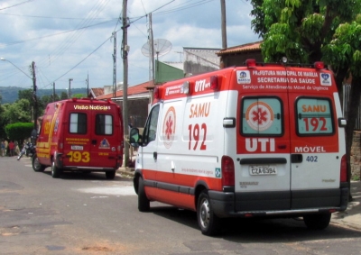 Pedestre fica ferido em grave acidente de trânsito
