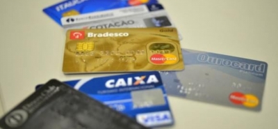Inadimplência com rotativo do cartão de crédito atinge 38,9% em setembro