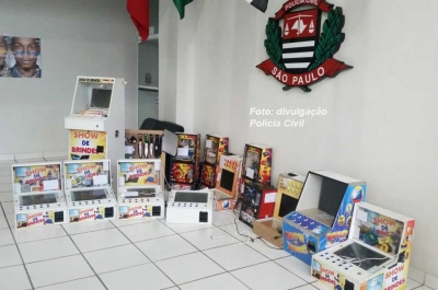 Operação apreende máquinas caça-níqueis