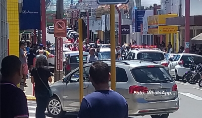 Perseguição a caminhonete de tráficantes causa confusão em Pompeia