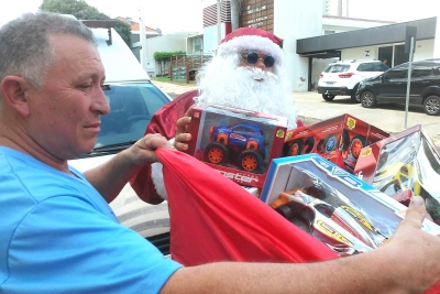 Câncer: associação distribui 9 mil brinquedos hoje em Marília