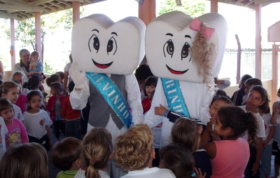Referência em Saúde Bucal, cidade comemora 20 anos do “Sorria Marília”